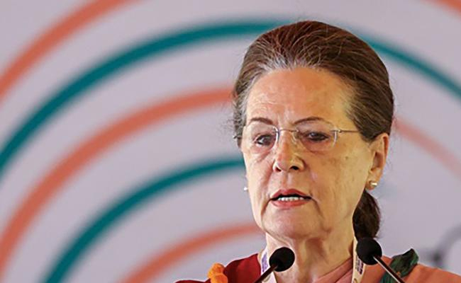 Sonia Gandhi discharged after recovery from infection